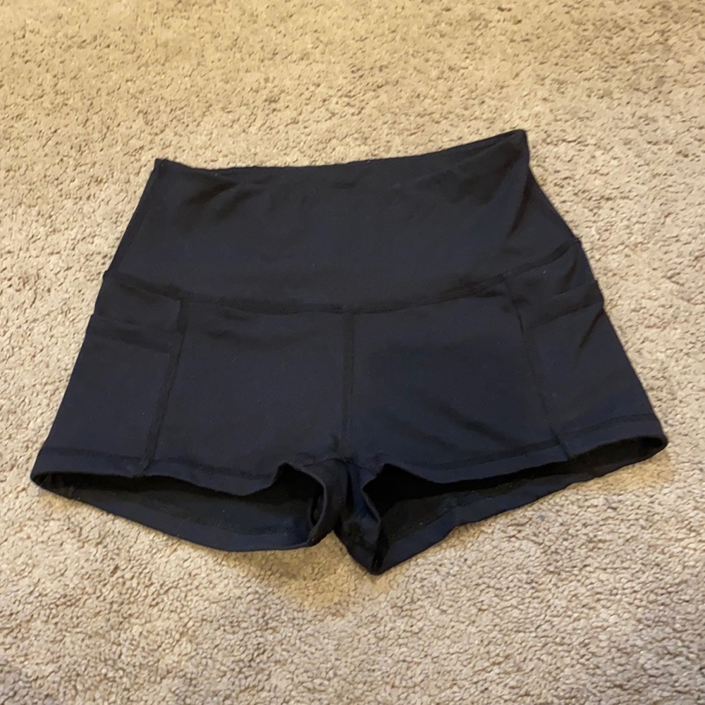 Buff bunny black shorts